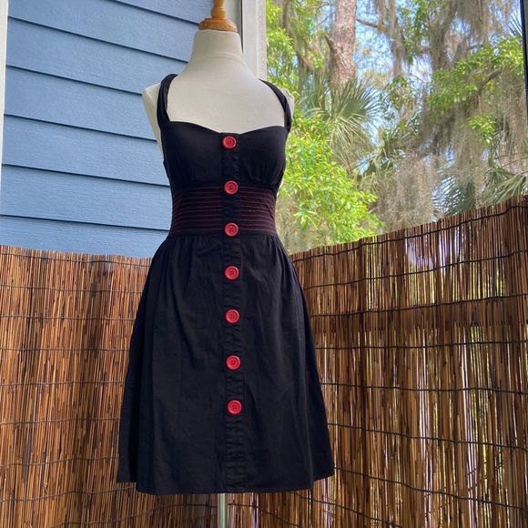 Ruby Rox Dresses & Skirts - 🖤❤️Cute RUBY ROX Black Dress with RED stitching ❤️🖤